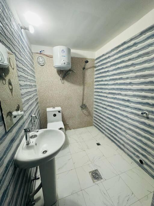Private Entrance 2 Bedroom Fully Furnished